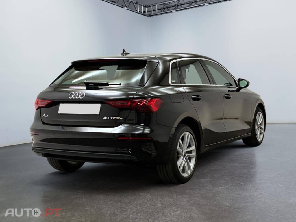 Audi A3 Sportback 40 TFSIe S Tronic Business Executive