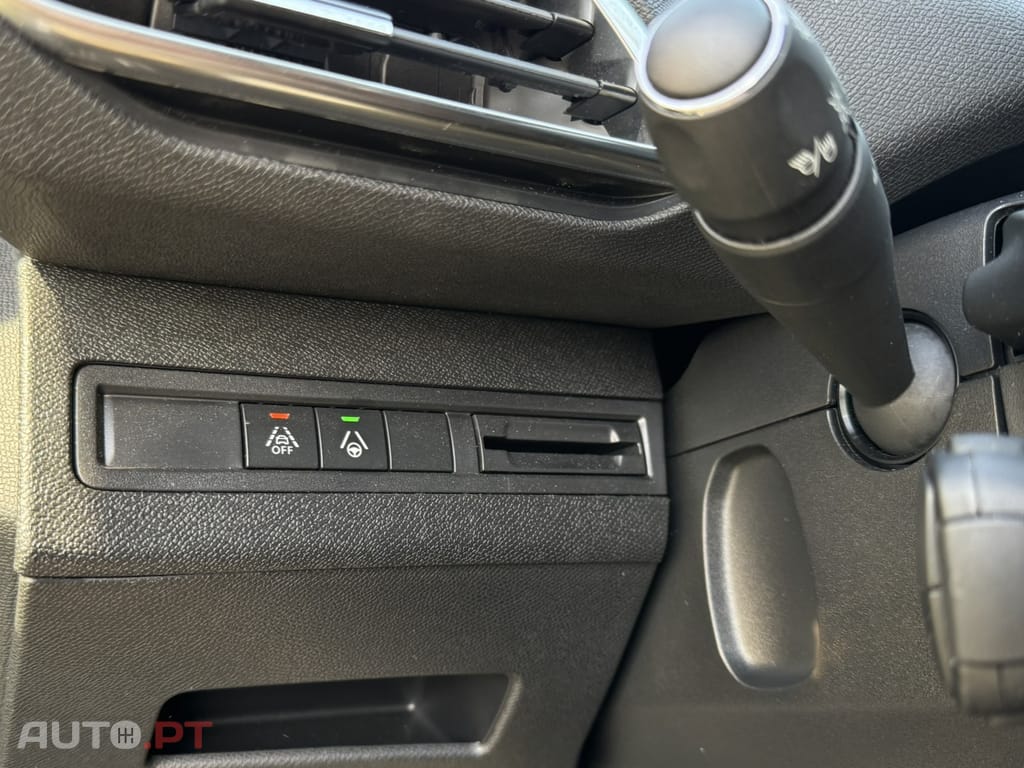 Peugeot 3008 1.5 BlueHDi GT EAT8