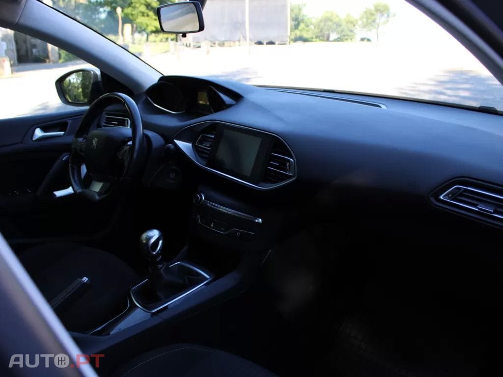 Peugeot 308 SW 1.6 BlueHDi Active J17