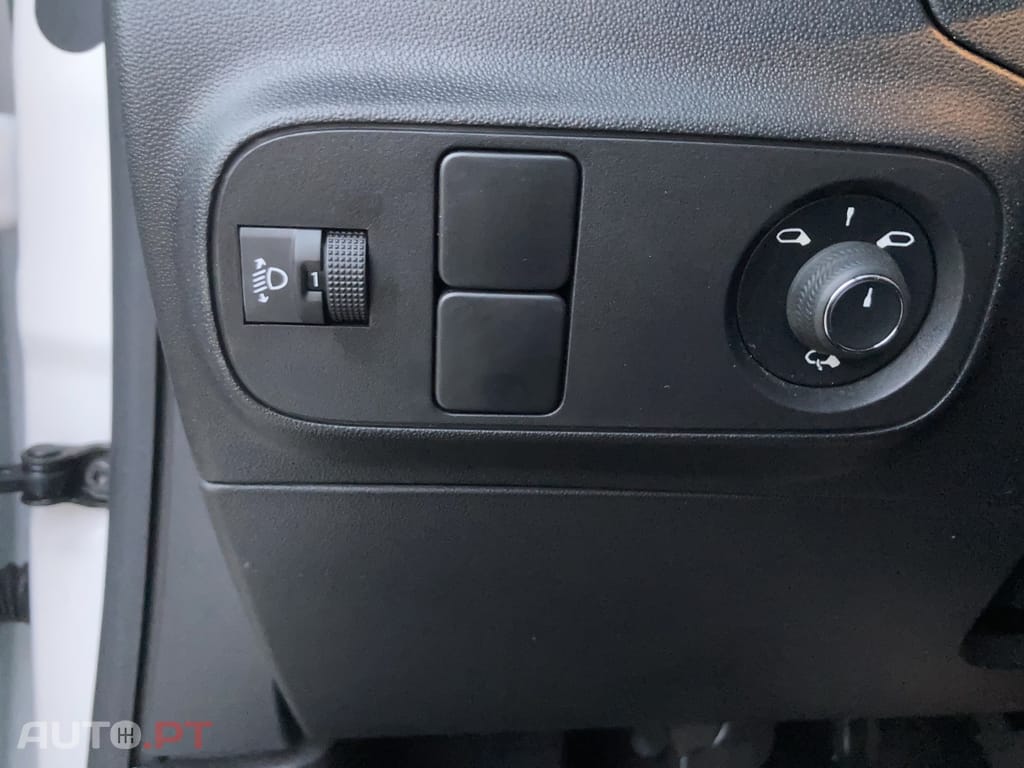 Citroen C3 1.2 PureTech C-Series