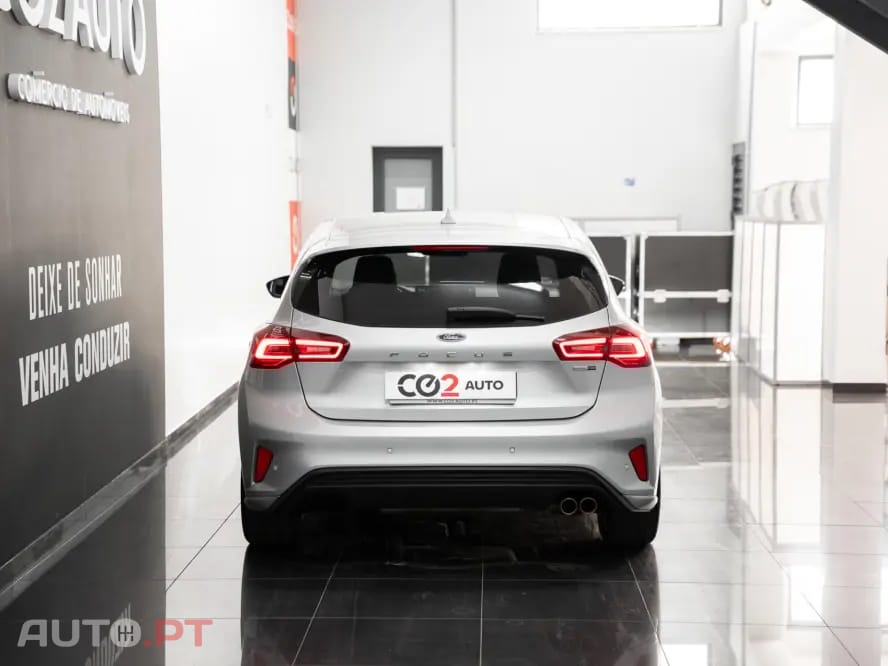 Ford Focus 1.0 EcoBoost MHEV ST-Line