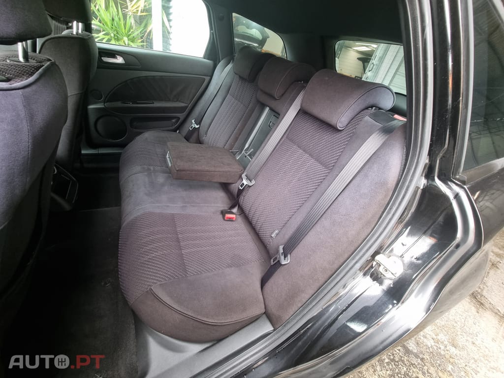 Alfa Romeo 159 Sportwagon 1.9 JTDm 16V Sportiva+