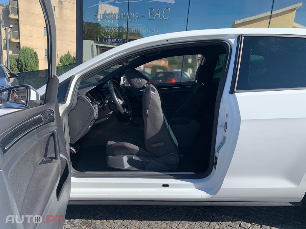 Volkswagen Golf 2.0 TSi GTi DSG Performance