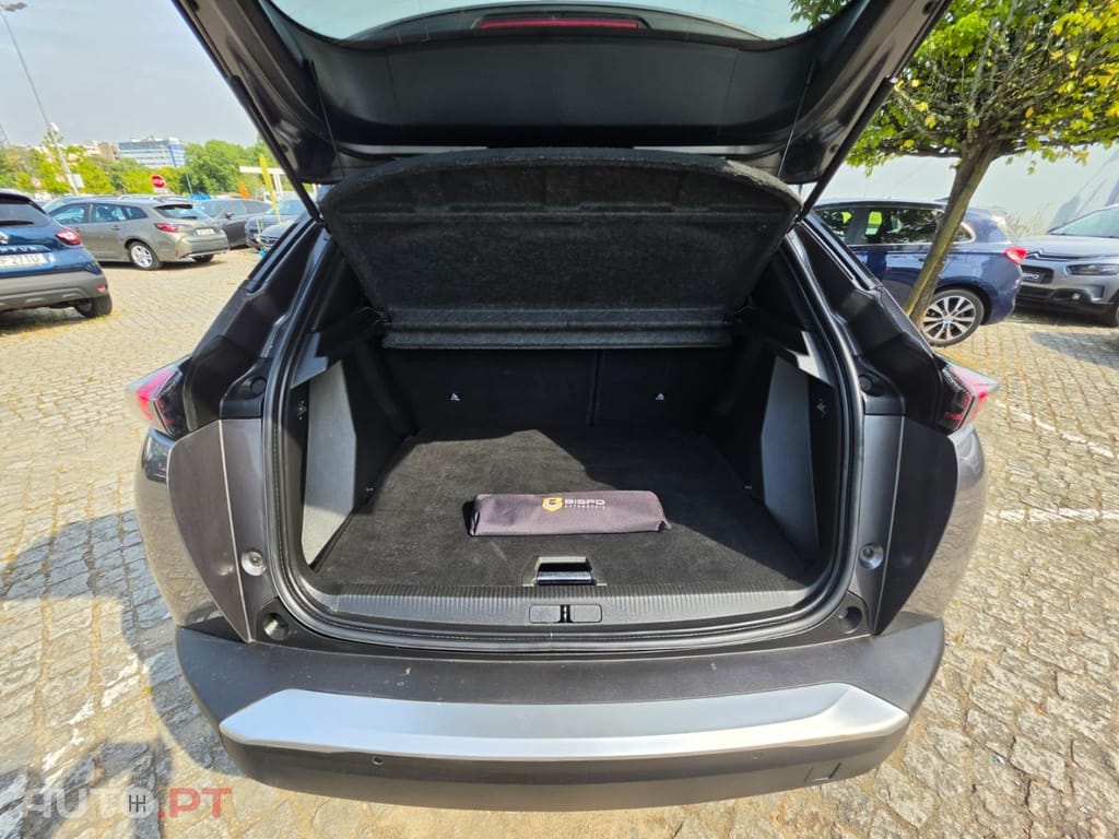Peugeot 2008 PureTech 100 Allure