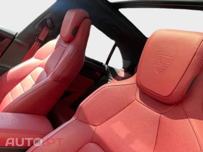 Porsche Macan Matrix