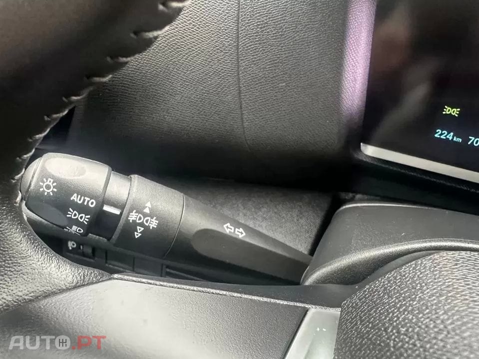 Citroën e-C4 50 kWh Plus — fotografia 12