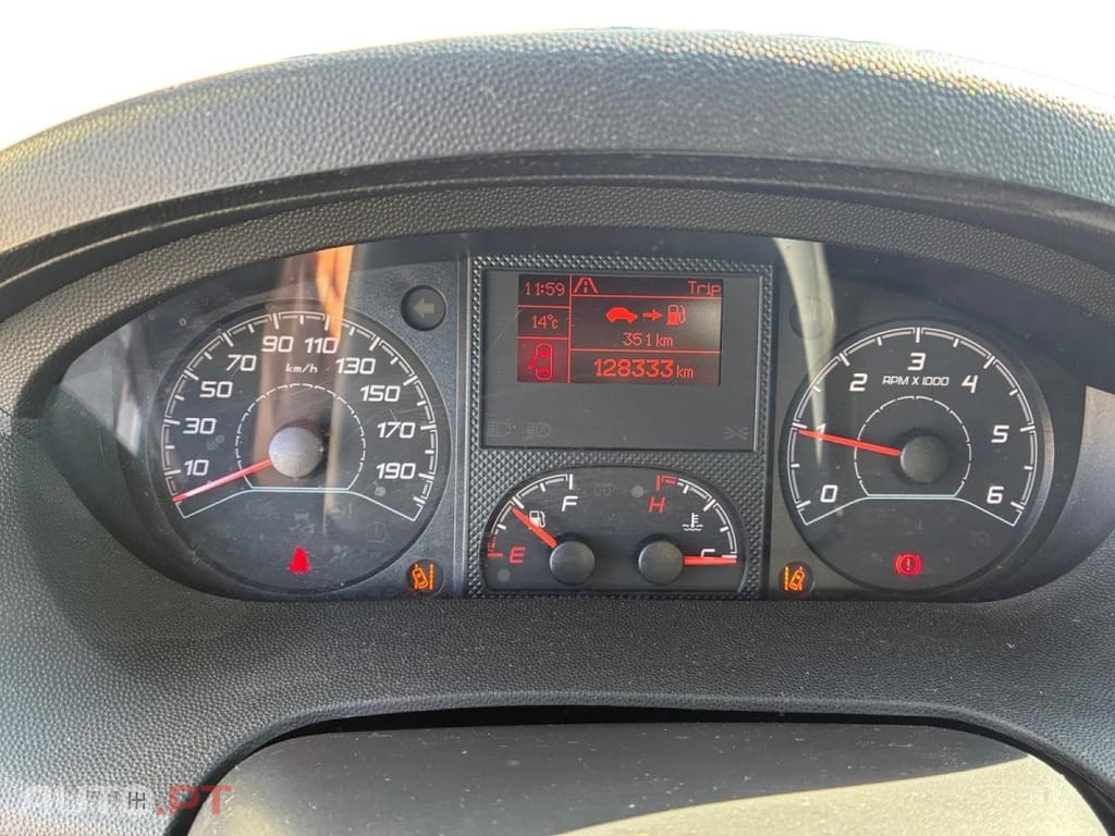 Peugeot Boxer 2.2 BlueHDi 330 L1H1 Premium