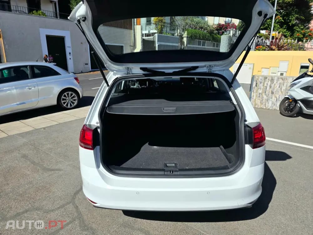 Volkswagen Golf 1.6 TDi Confortline