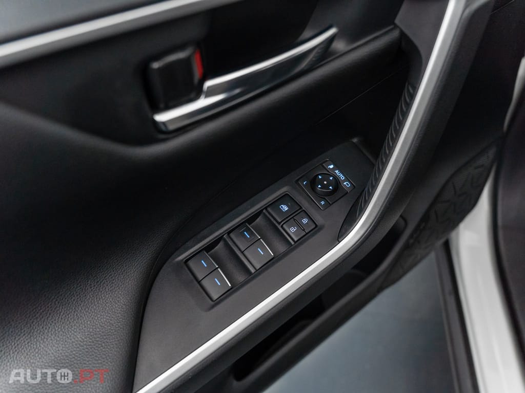 Toyota RAV4 2.5 HDF Plug-in Square Co.AWD-i