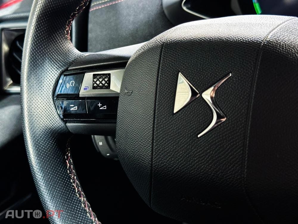 DS DS3 Crossback E-TENSE PERFORMANCE LINE +