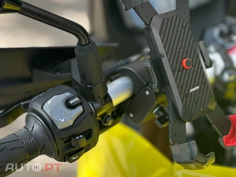 Suzuki V V-storm 800 DE