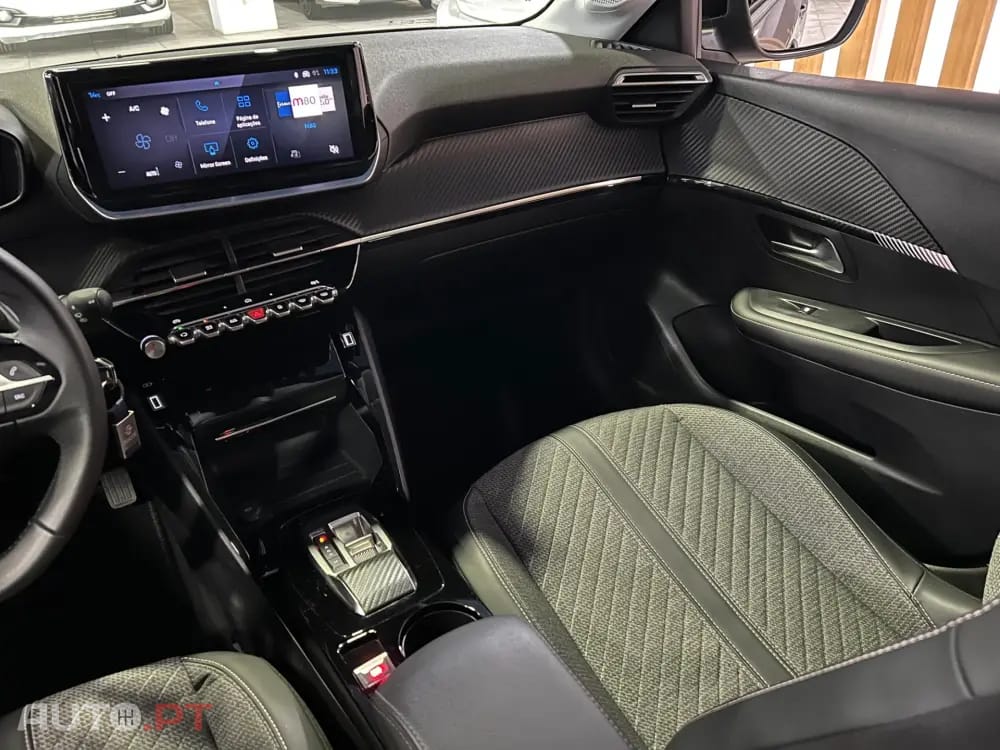 Peugeot 208 1.2 Hybrid Allure e-DCS6