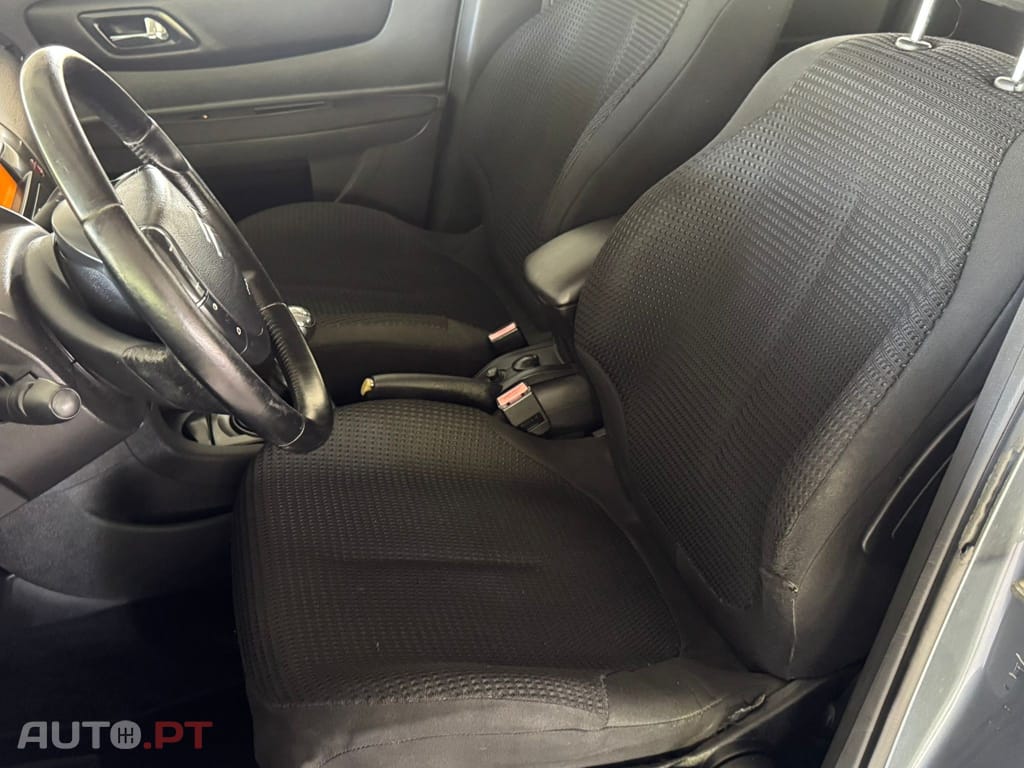 Citroen C4 1.6 HDi 110 SX