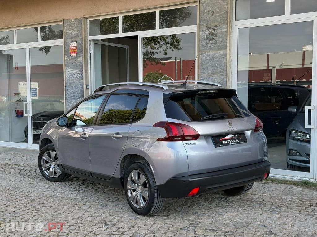 Peugeot 2008 1.2 PureTech Active
