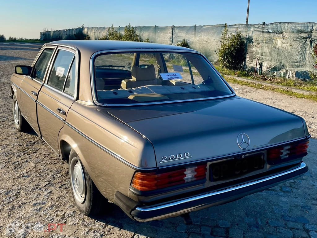 Mercedes-Benz 200 Classico