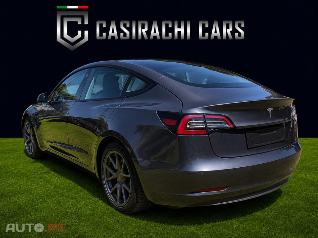 Tesla Model 3 Tração Traseira