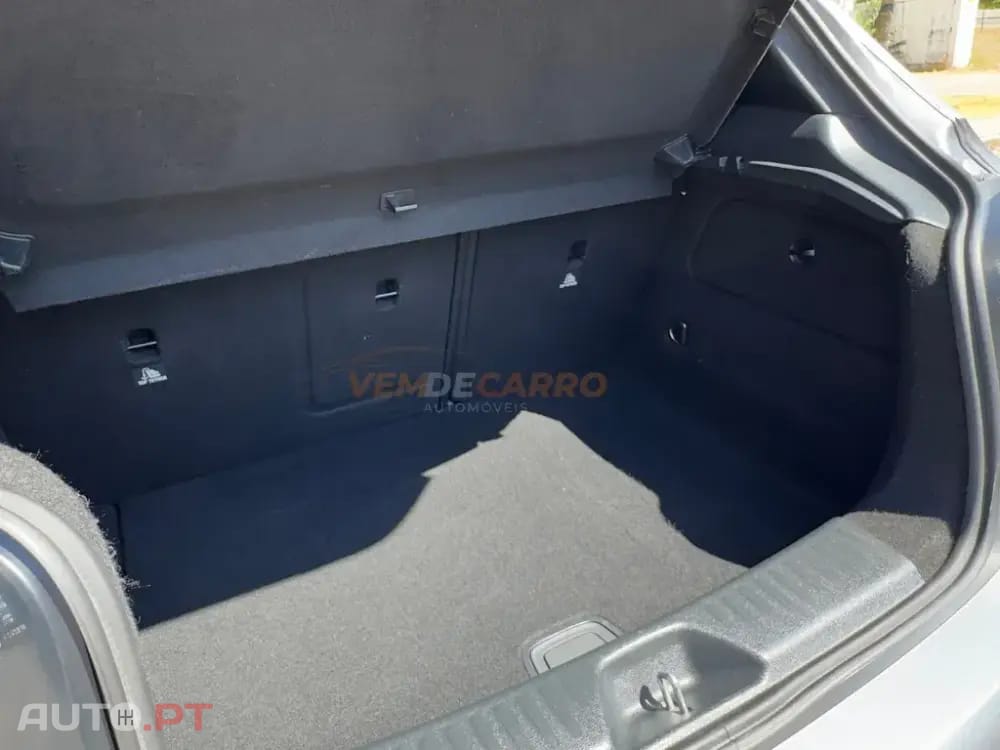 Mercedes-Benz A 200 2.0 AMG