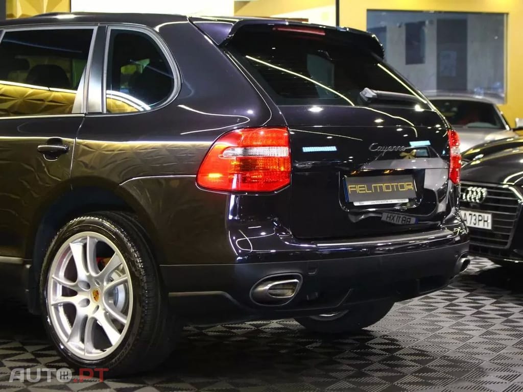 Porsche Cayenne Tiptronic