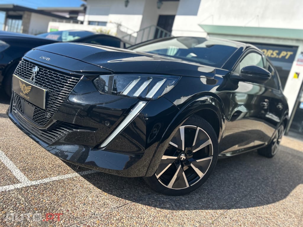 Peugeot E-208 50 kWh GT Pack