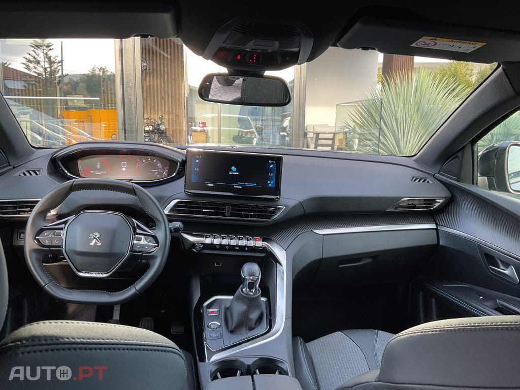 Peugeot 3008 1.2 PureTech Allure