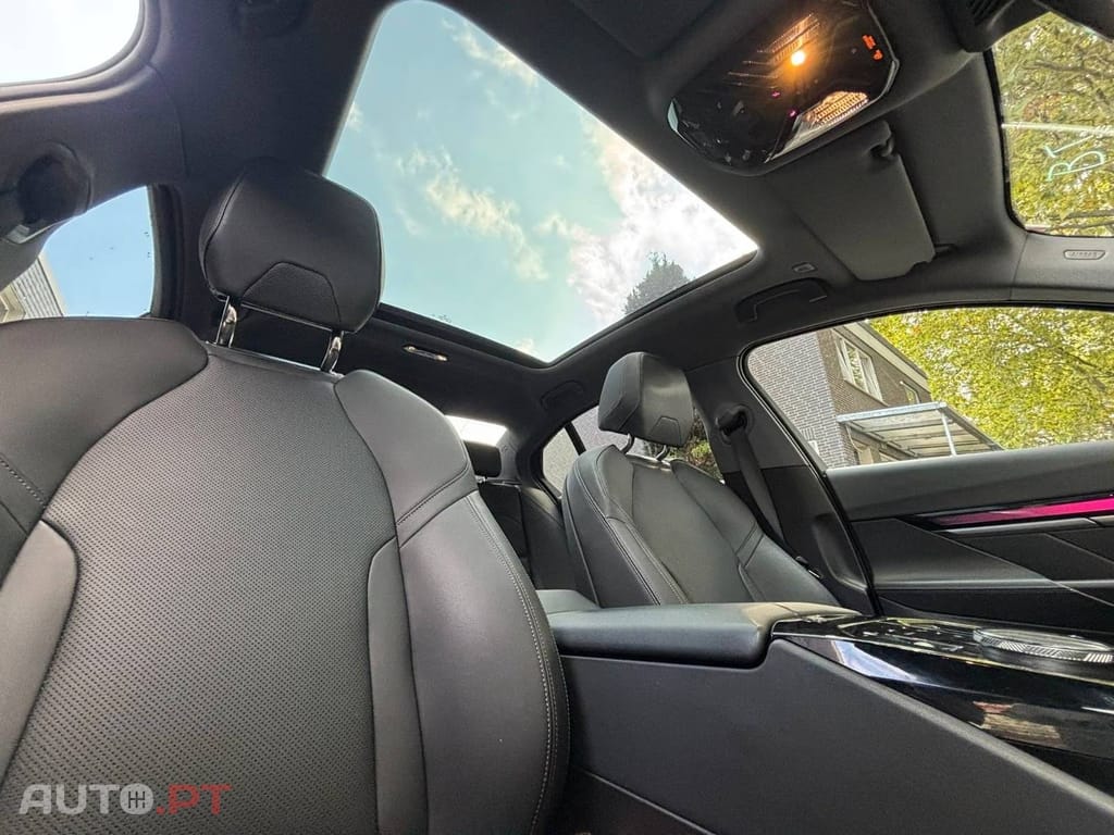 BMW i5 eDrive40 — fotografia 27