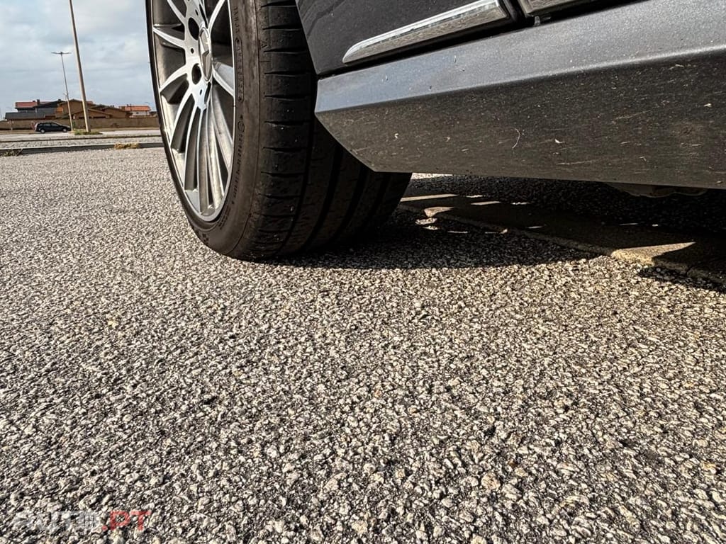 Mercedes-Benz E 300 Bluetec Hybrid Avantgarde