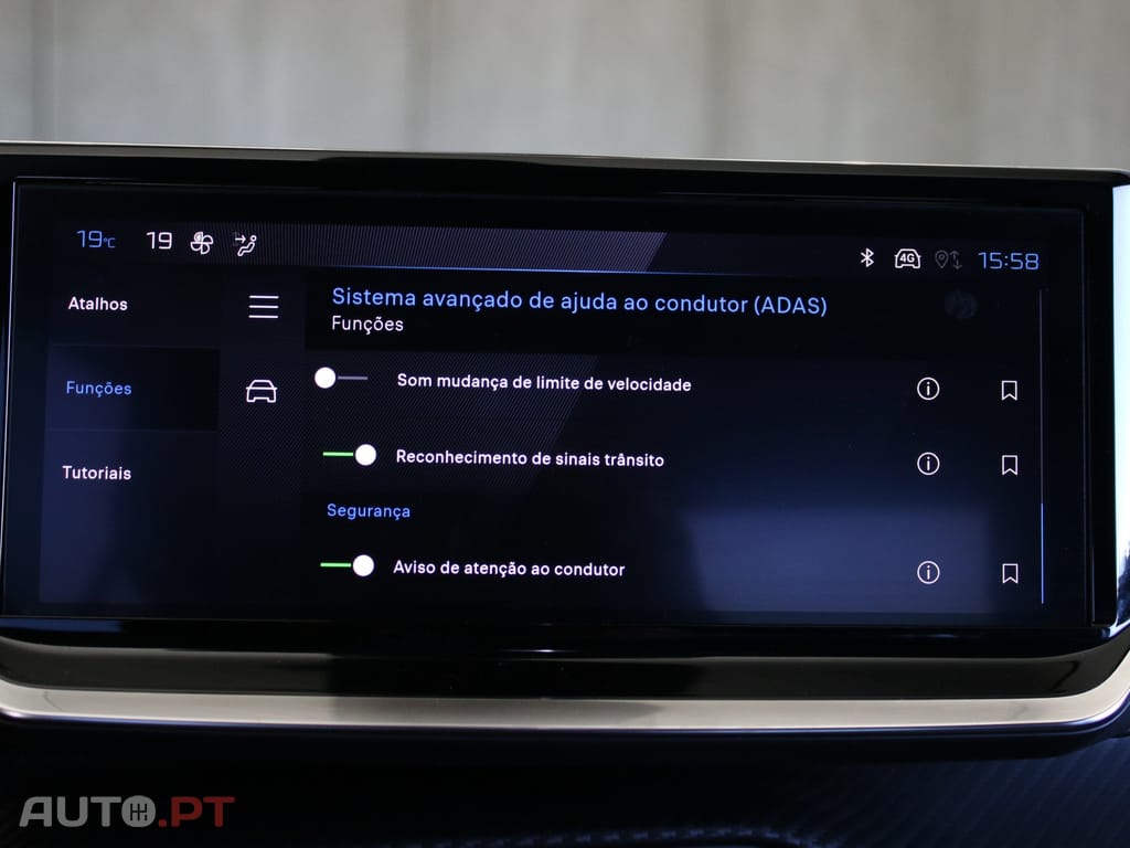 Peugeot 2008 PureTech 100 Allure