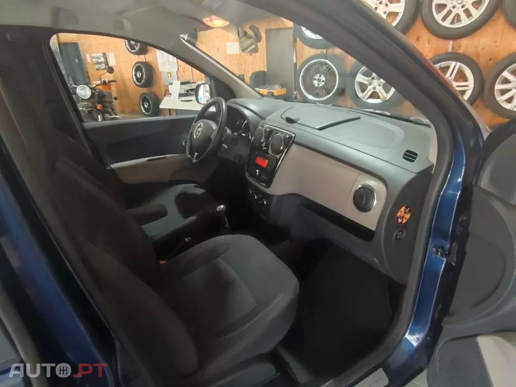 Dacia Lodgy 1.5 dCi Confort 7L