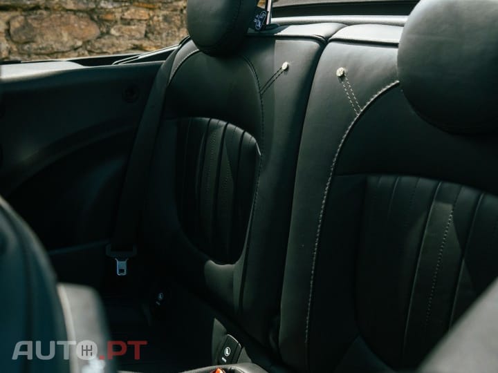 MINI Cabrio Cooper S Auto