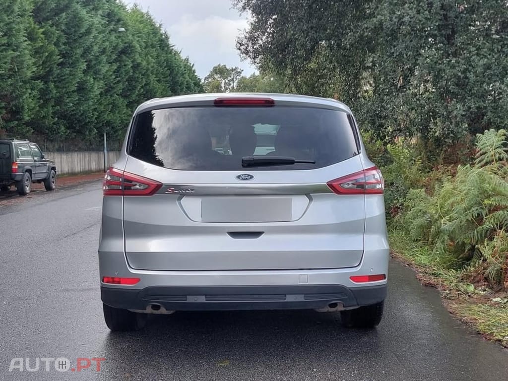 Ford S-Max 2.0 TDCi Titanium