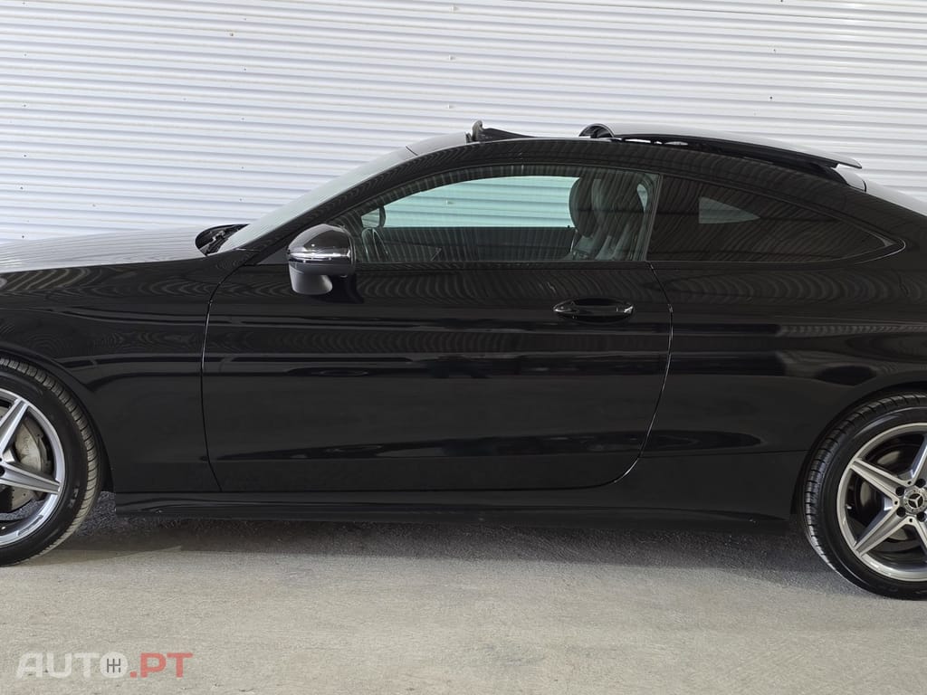 Mercedes-Benz C 250 AMG Line - Auto.