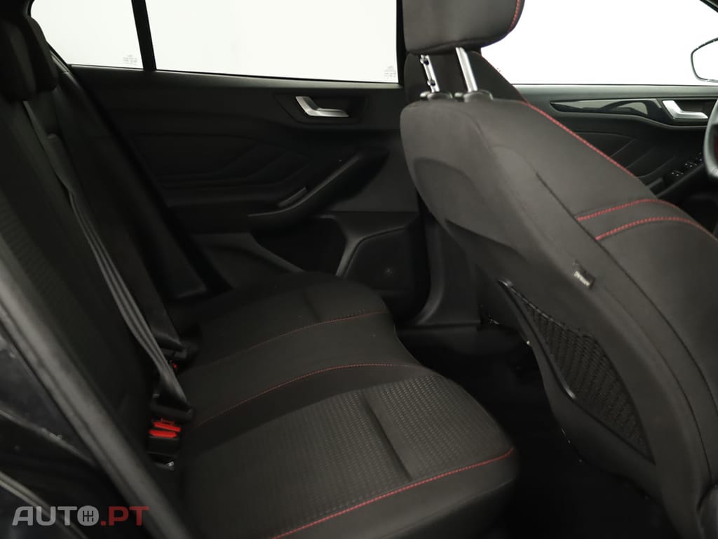 Ford Focus Focus 1.0 EcoBoost MHEV ST-Line