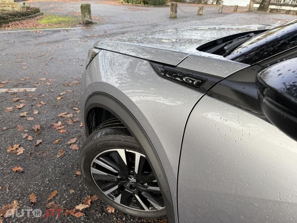 Peugeot 2008 1.2 PureTech GT Pack EAT8