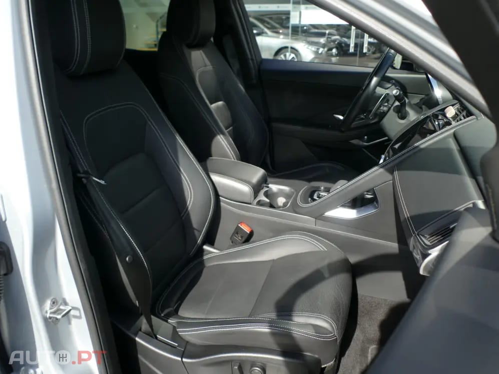 Jaguar E-Pace 1.5 P300e R-Dynamic HSE AWD Aut.