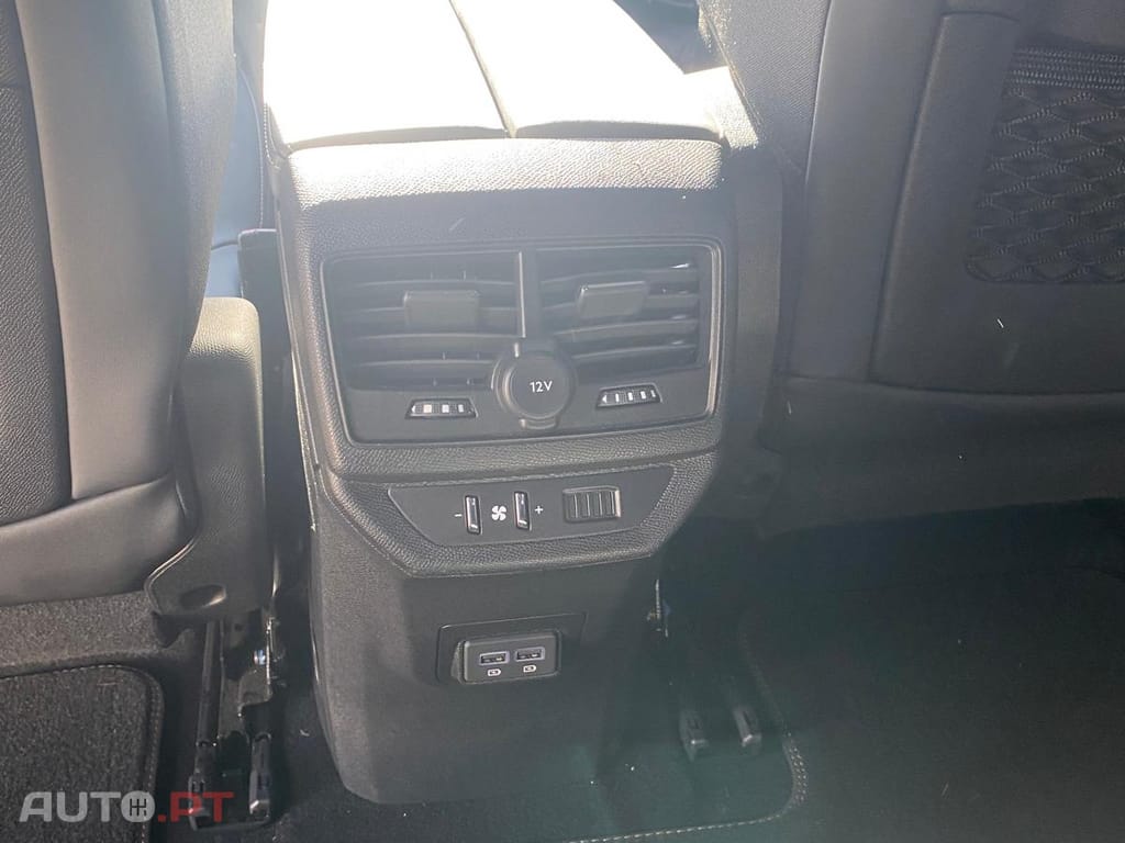 Peugeot 5008 GT 1.2 PureTech 130hp