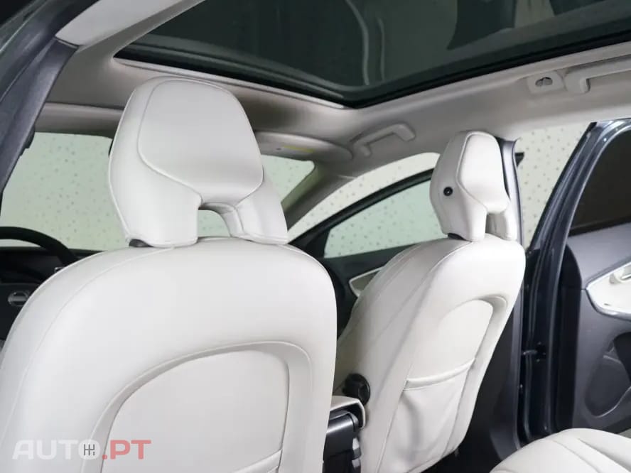 Volvo V40 1.6 D2 Summum