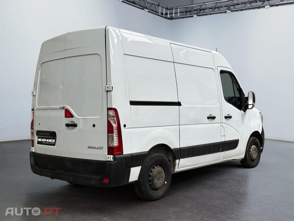 Renault Master 2.3 dCi L1H2 3.3T Grand Confort