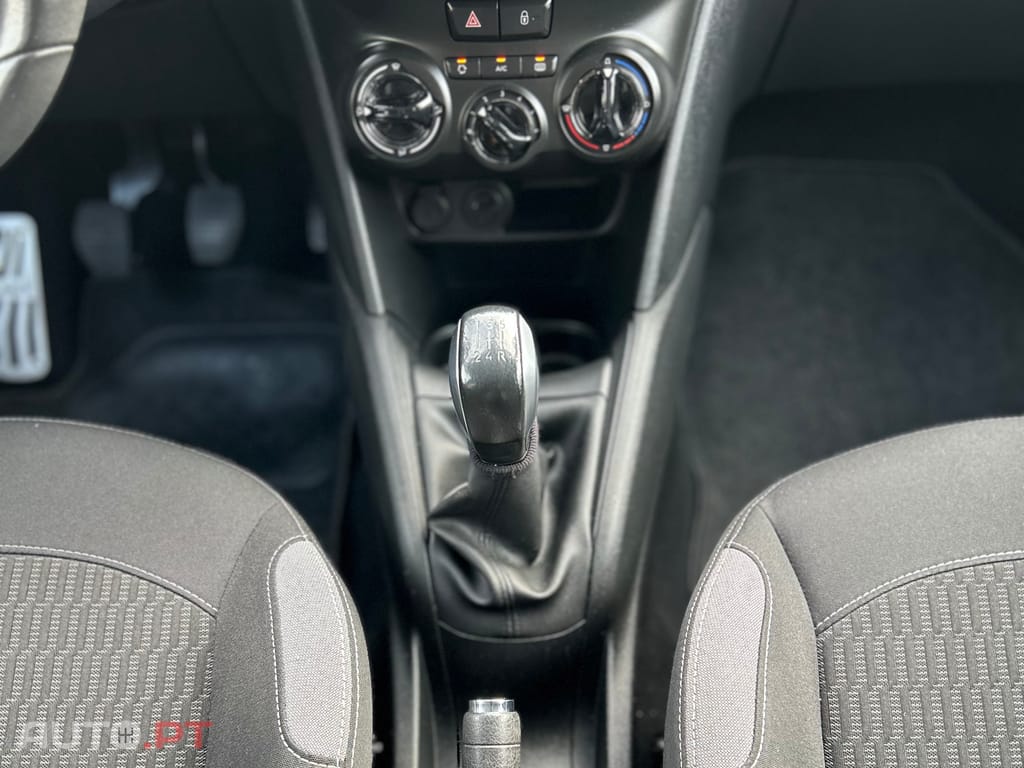 Peugeot 208 1.6 BlueHDi Style