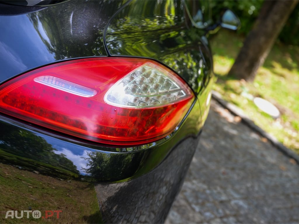Porsche Panamera S Hybrid J19