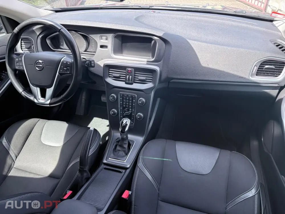 Volvo V40 1.5 T3 Sport Edition Plus Geartronic