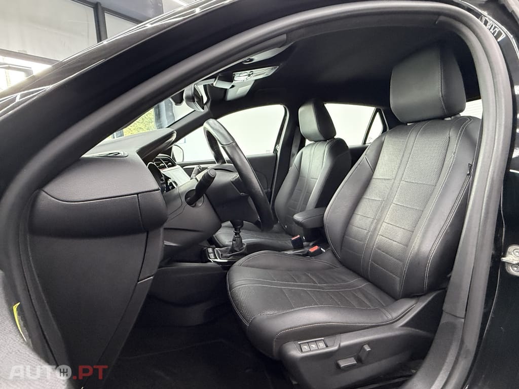 Opel Corsa 1.2 T GS Line