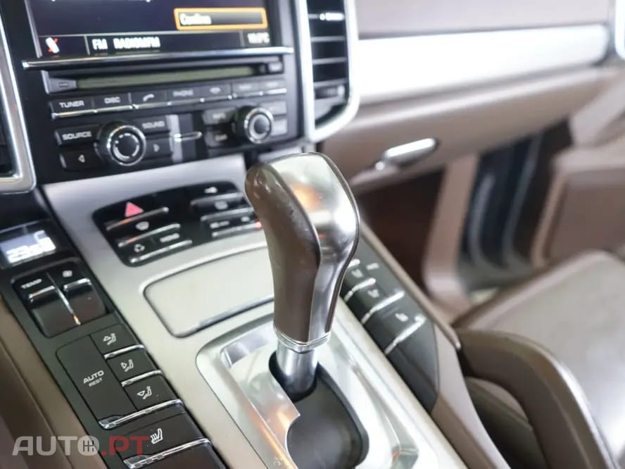 Porsche Cayenne Tiptronic