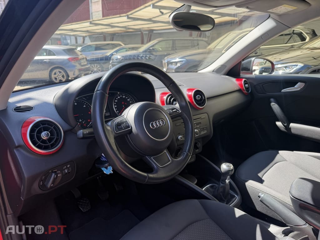 Audi A1 1.6 TDI S-line — fotografia 20