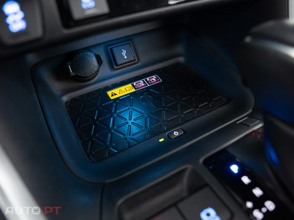 Toyota RAV4 2.5 HDF Plug-in Lounge AWD-i