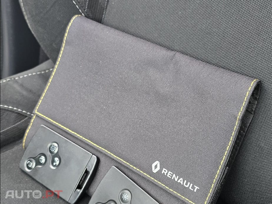 Renault Clio 0.9 TCe Limited Bi-Fuel