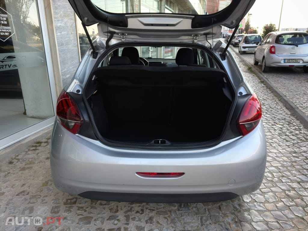 Peugeot 208 1.2 PureTech Style