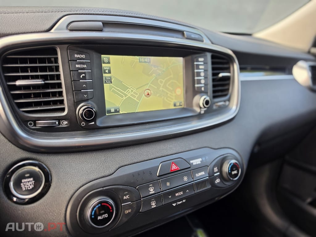 Kia Sorento 2.2 CRDi TOP