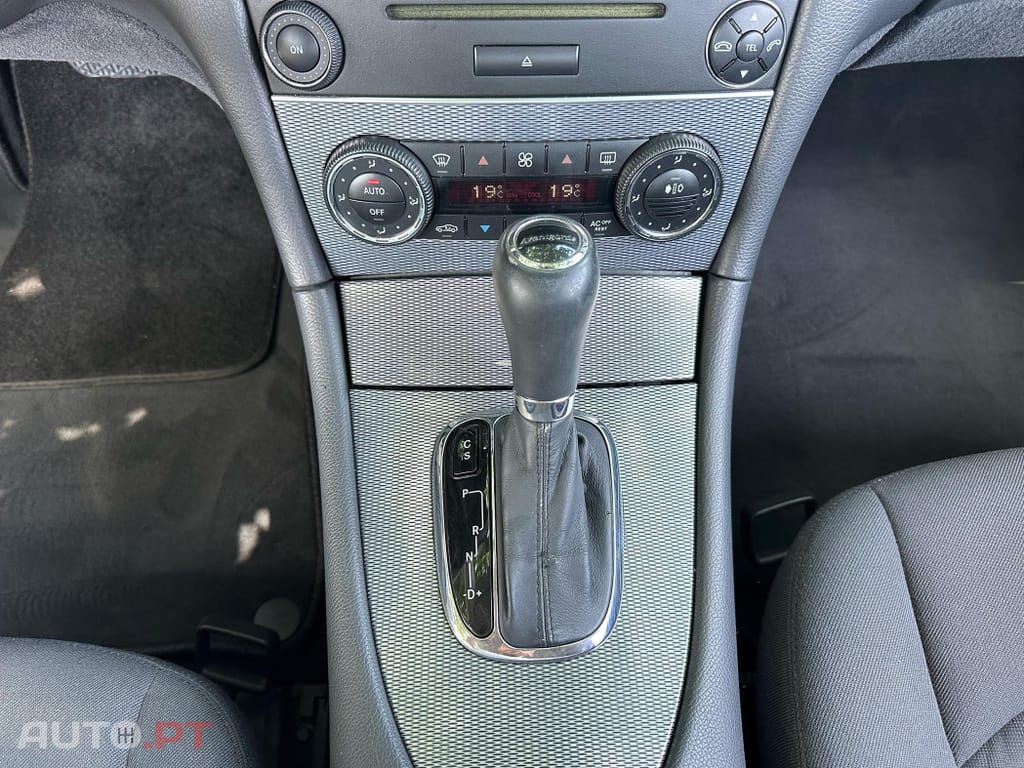 Mercedes-Benz CLK 200 K Avantgarde Aut.