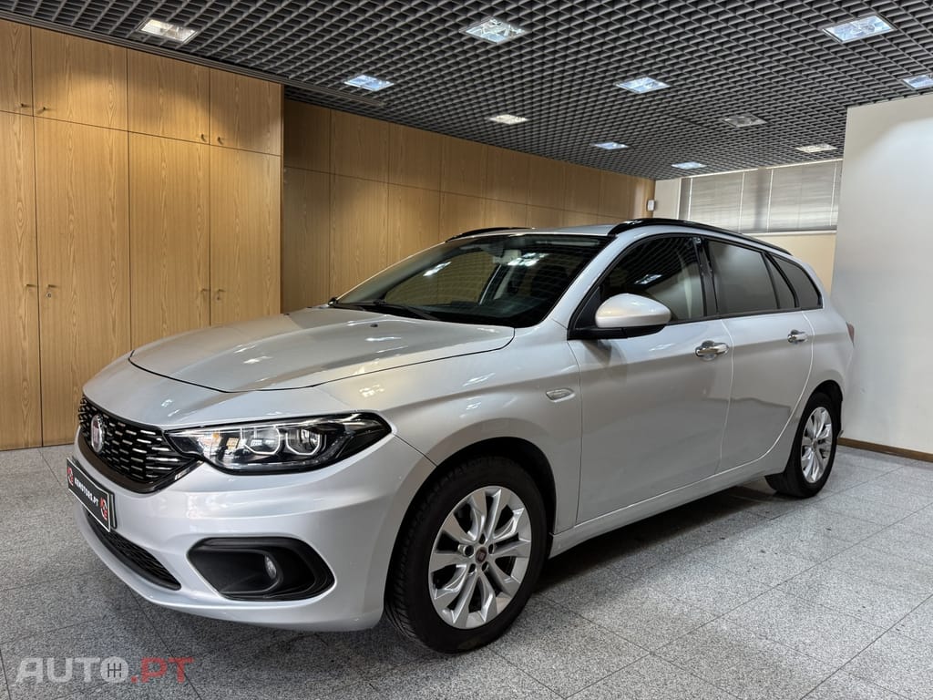 Fiat Tipo 1.3 M-Jet Lounge