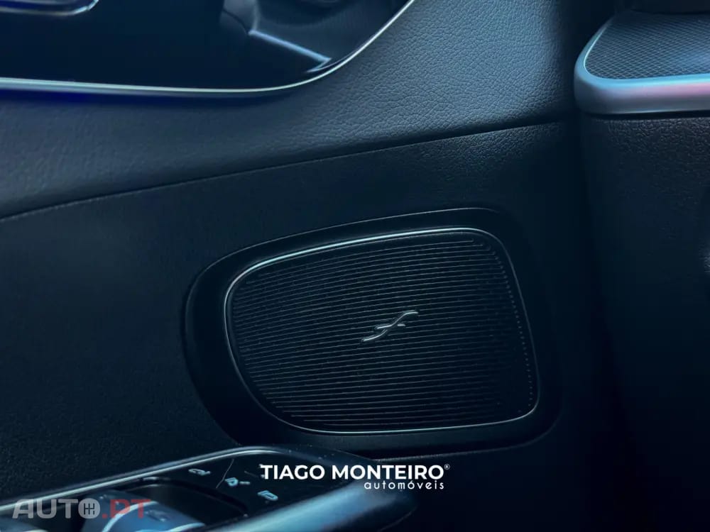 Mercedes-Benz C 300 e T 9G-TRONIC AMG Line